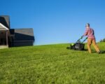 Greenworks-Self-Propelled-21-inch-Brushless-Lawn-Mower-40V-with-5Ah-Battery-and-Charger_3ddd1fab-7424-4309-bd28-b454bbb5fe66.c05e2f011ca7398a741973878bf737ad.jpg