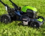 Greenworks-Self-Propelled-21-inch-Brushless-Lawn-Mower-40V-with-5Ah-Battery-and-Charger_3ddd1fab-7424-4309-bd28-b454bbb5fe66.c05e2f011ca7398a741973878bf737ad.jpg