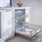 Midea-24-in-Built-In-Dishwasher-with-Extended-Dry-52-dBA_921e74d6-0796-42be-9335-344948c490ab.30ef95df2593e0d0d49af2f1f627afde.jpg