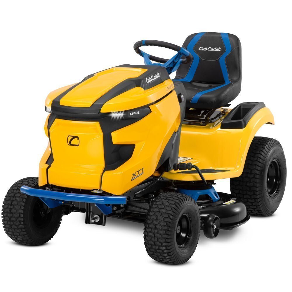 Cub_Cadet_XT1LT42E_2000x20000_2.jpg